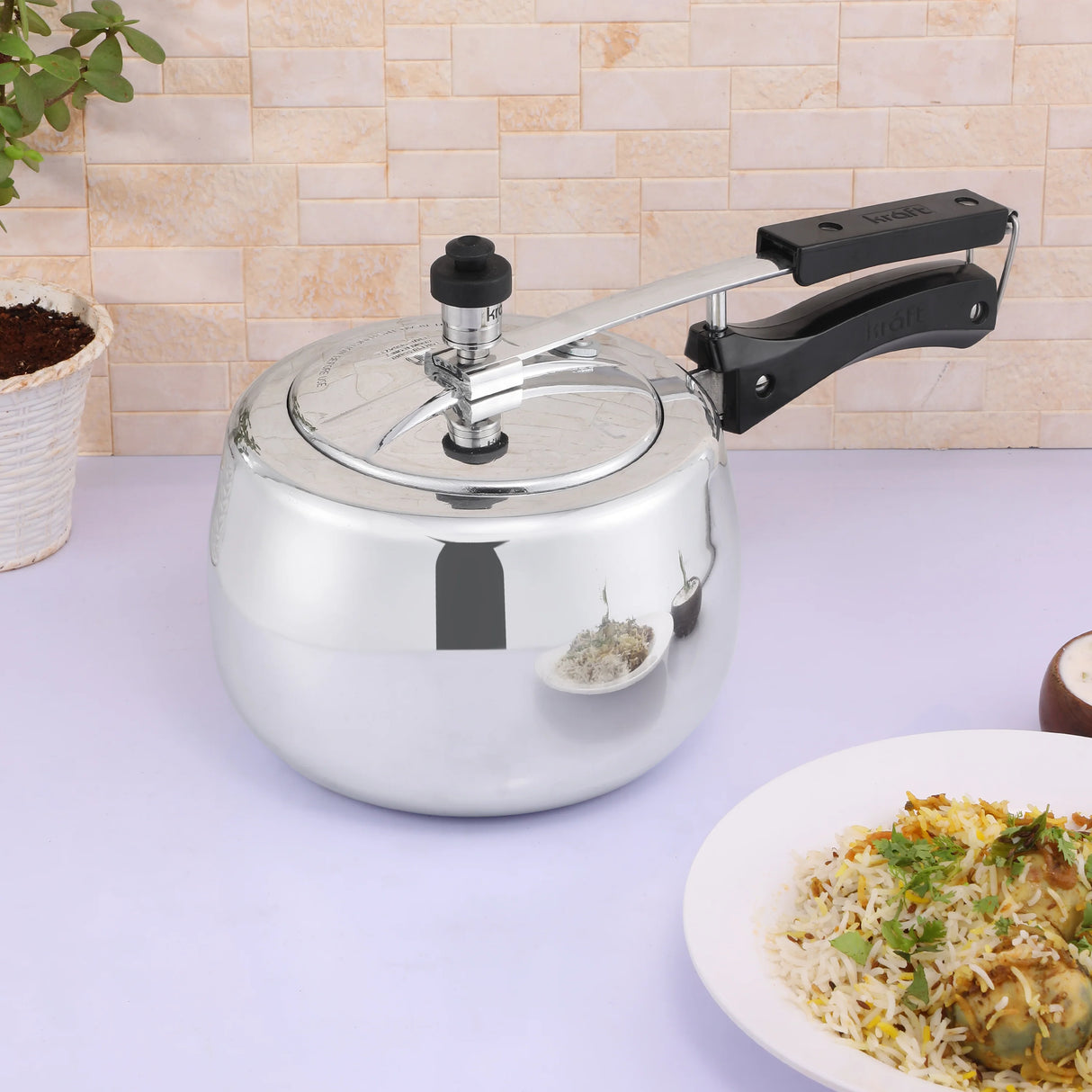 Stylo Aluminium Inner Lid Pressure Cooker (Induction Friendly) 2L