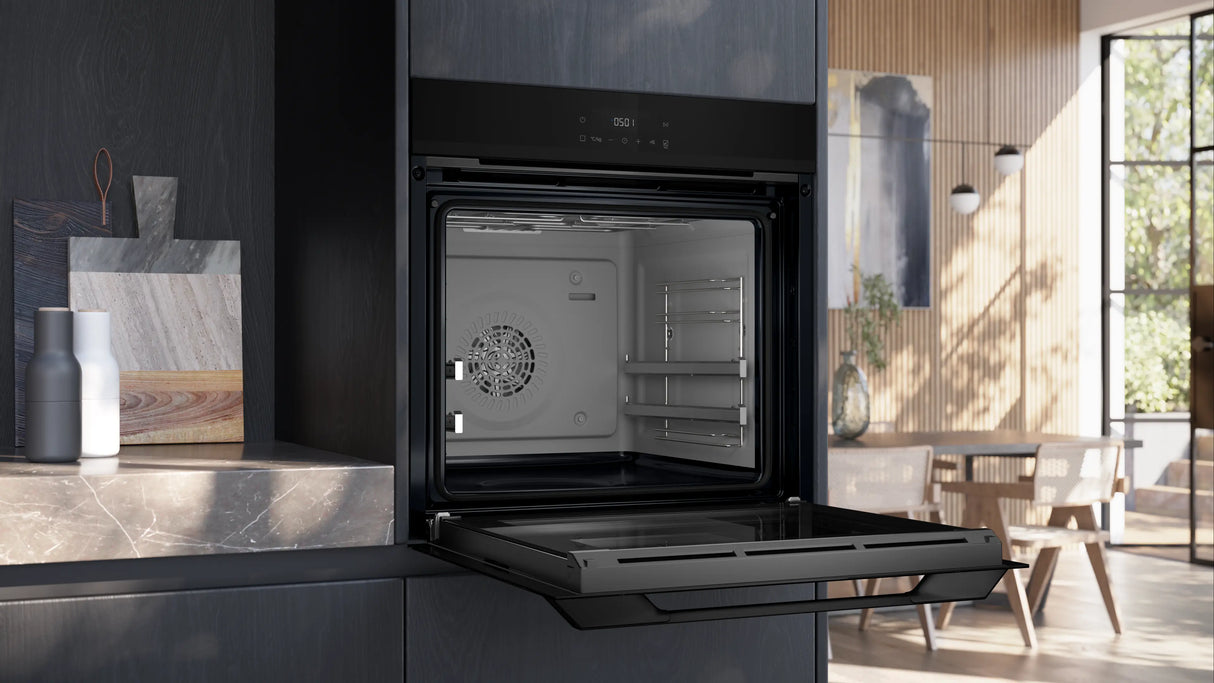 iQ500 Built-in Oven 60 x 60 cm Black HJ852GYB0I