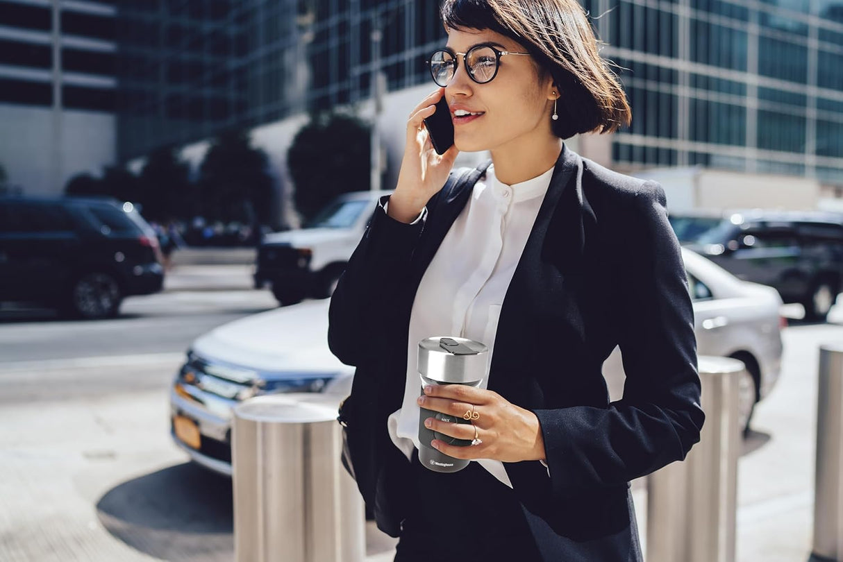 600ml Portable Cold Brew Coffee Maker |1200 mAh Battery, Cordless, Rechargeable, Compact |Transparent Brewing Chamber Anti-Slip Sleeve |Ready-to-Drink in 15 Minutes