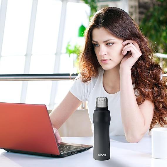Elate Stainless Steel Water Bottle 620 ml, Single Walled, ISI Certified I Leak Proof Lid, Rust Proof I for School, Office, Gym I Black