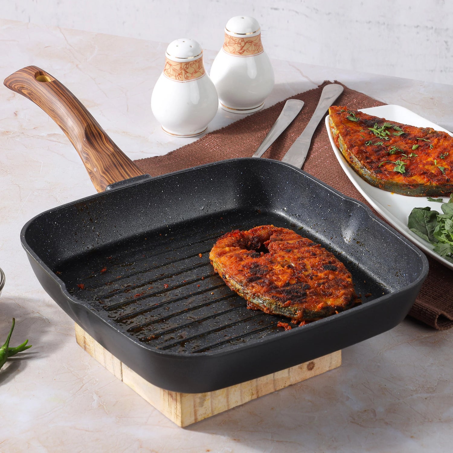 Zest Plus Die Cast Aluminium Grill Pan - 24 cm
