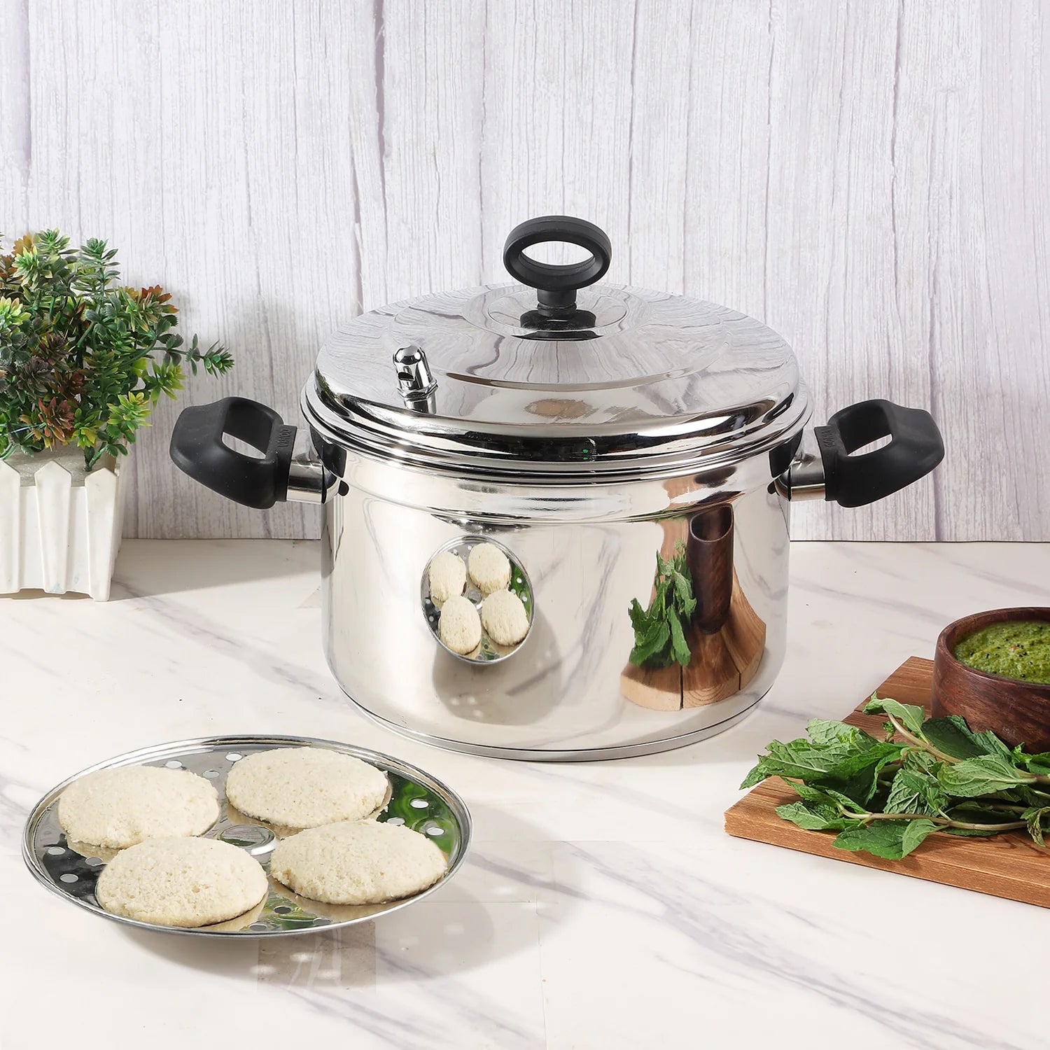 Classic Stainless Steel Idli Maker Cooker – 4 Deep Plates (Makes 16 Idlis)