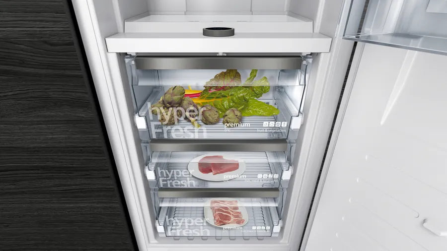 iQ700 KI81FHD30I Built-in Fridge 289L – 177.2 cm, Soft Close Hinge, hyperFresh, Home Connect
