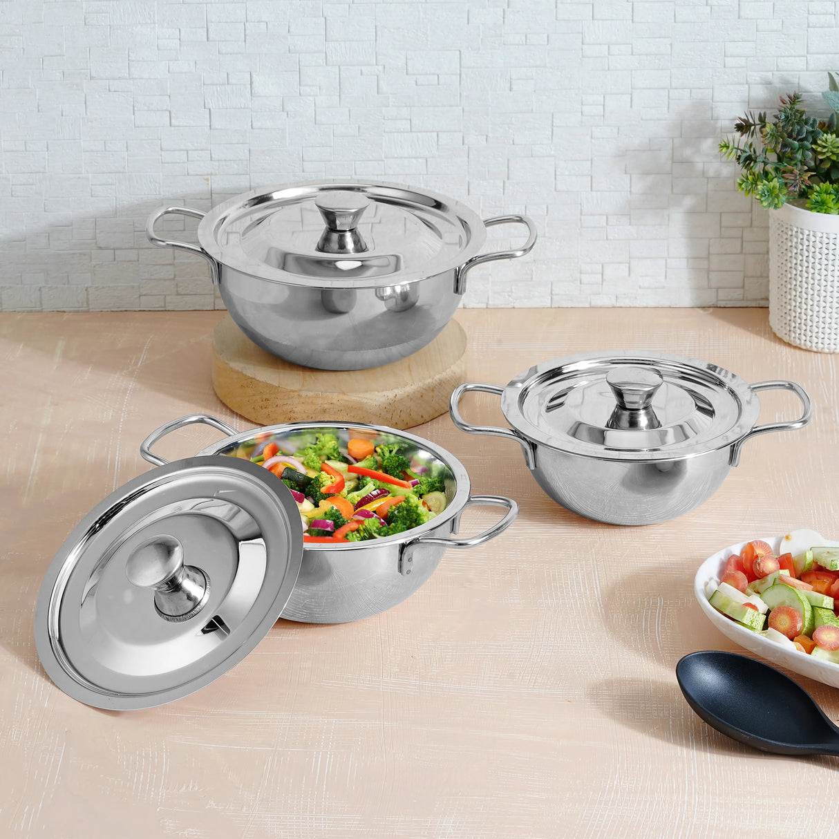 Roma Bowl With Lid Set Of -3 Pc|0.84L,1.3L,1.5L