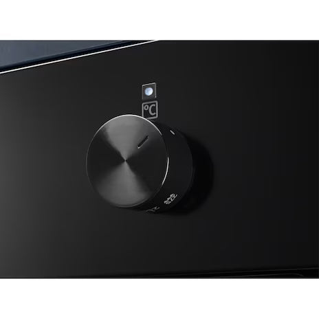 60cm UltimateTaste 300 Built-in Single Oven with 72L capacity KOIGH00KA