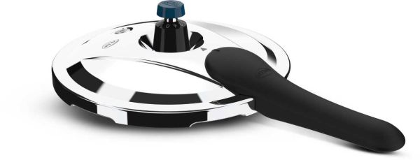 Ultra Triply Krono 5.5L pressure cooker