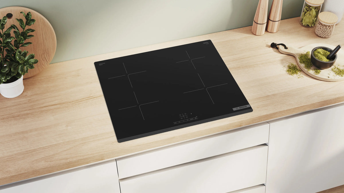 Series 4 Induction hob 60 cm surface mount without frame PIE63KBB5E
