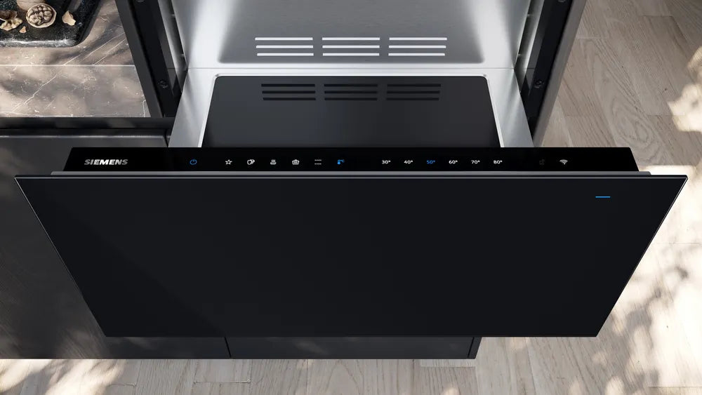 IQ700 Warmer Drawer 60 x 29 cm Black BI710D1B1 (Home Connect)