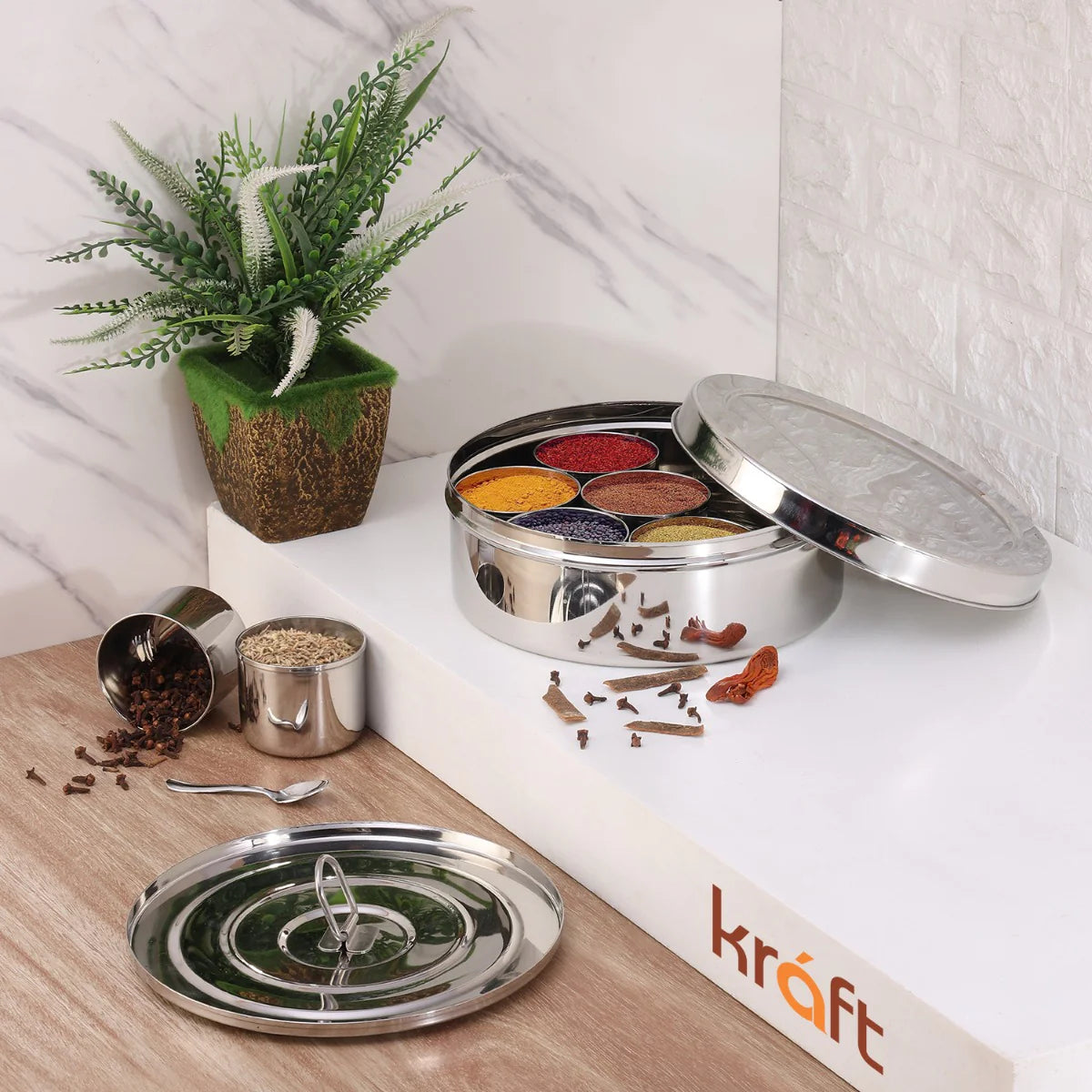 Stainless Steel Spice(Masala) Box/Dabba/Organiser with a Stainless Steel Lid and a Separator Plate -7 containers and a small spoon,Silver,Non Toxic, BPA Free- Small