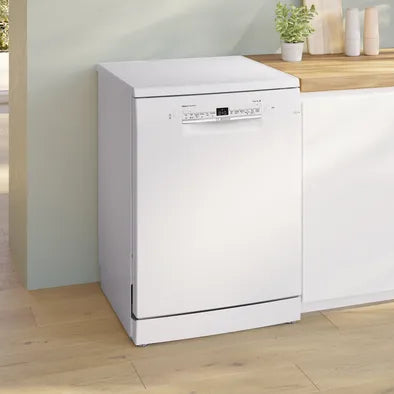 Series 6 free-standing dishwasher 60 cm White SMS6IKW01I