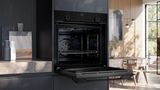 Series 6 Built-In Oven 76L with Air Fry, 3D HotAir & Eco Clean Direct, Black Inox – HJG852YG0I