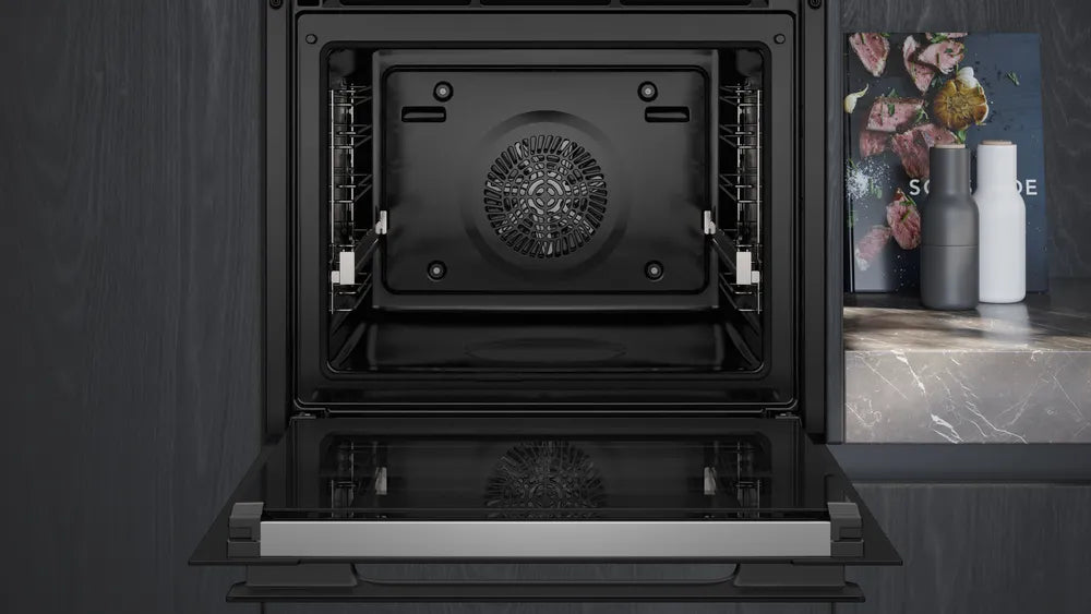 IQ700 Built-in Oven 60 x 60 cm Black HB978GNB1B (Home Connect)