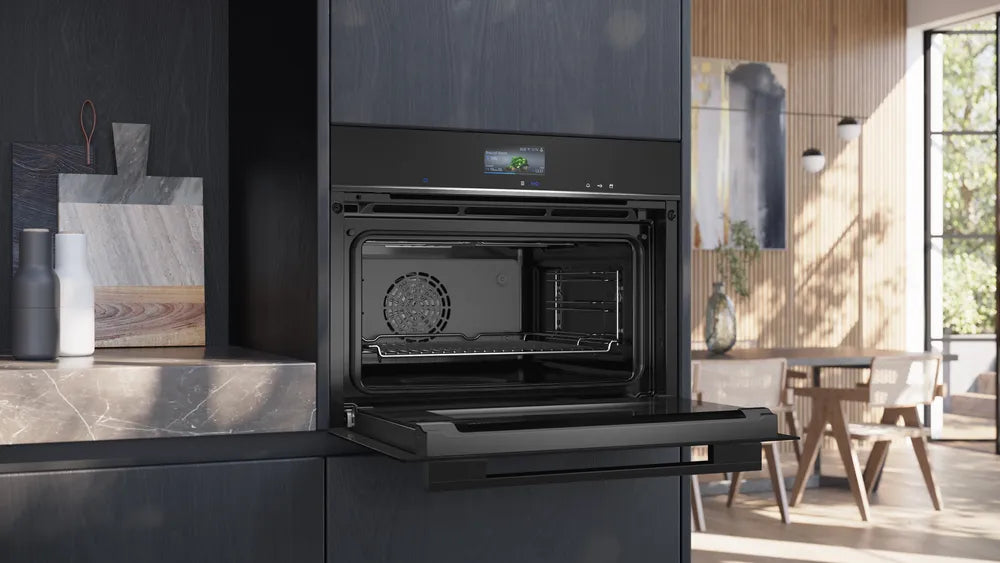 iQ700 Built-in Compact Oven With Steam Function 60 x 45 cm Black CS736G1B1 (Home Connect)