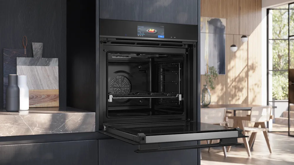 IQ700 Built-in Oven 60 x 60 cm Black HB978GNB1B (Home Connect)