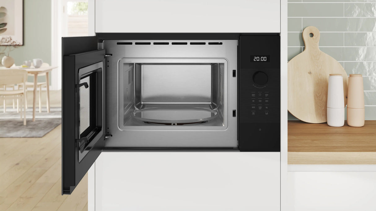 Series 4 Built-in Microwave 25L Black BFL554MB2I