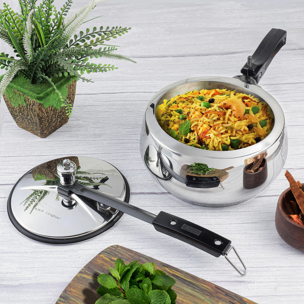 Europa Stainless Steel Inner Lid Pressure Cooker - 3 Litre