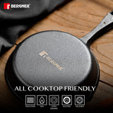 Cook & Share 15 cm (400ml) Cast Iron Mini Frypan, Comes with Wooden Tray, Induction Bottom BG-34210-BK