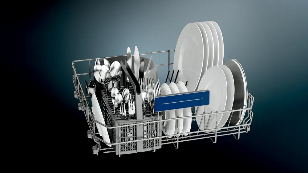 IQ500 13 Place Settings  Free-Standing Dishwasher 60 cm White SN256W01GI