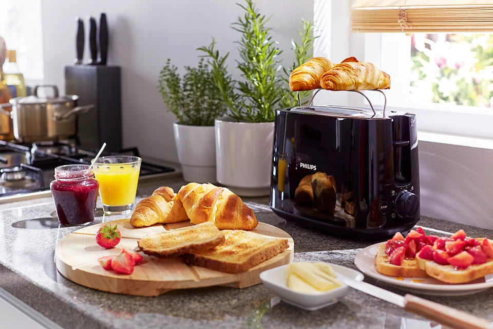HD2582/90 Daily Collection Toaster | 8 Browning Settings | 2 Large Slots | Bun Warming Rack | Reheat & Defrost | Compact Design with Dust Cover